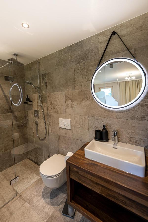 Das Lindtal - Appartements Финкенберг Екстериор снимка